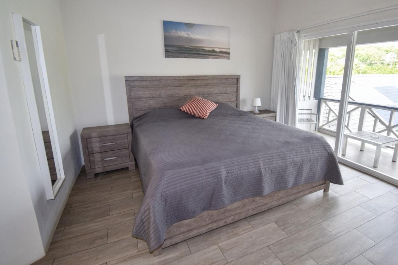 The Moxy Hotel English Harbour Bagian luar foto